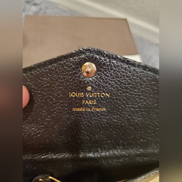 Louis Vuitton Monogram Empreinte key pouch in black - Picture 11 of 16